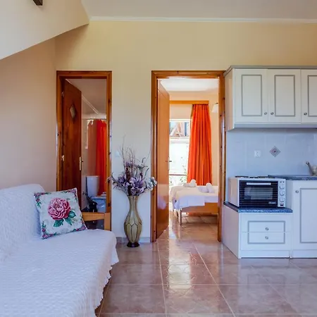 Christine Seaside Apartments In Chania Stalós Extérieur photo