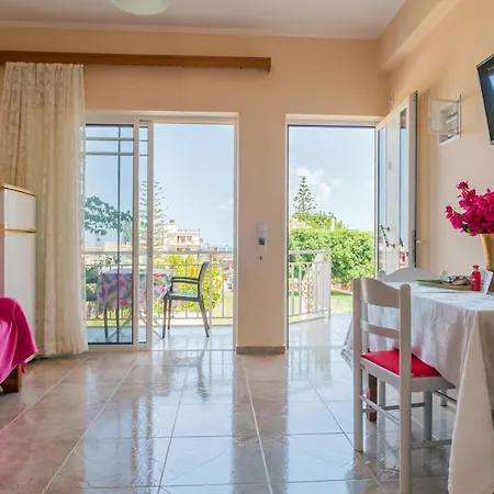 Christine Seaside Apartments In Chania Stalós Extérieur photo
