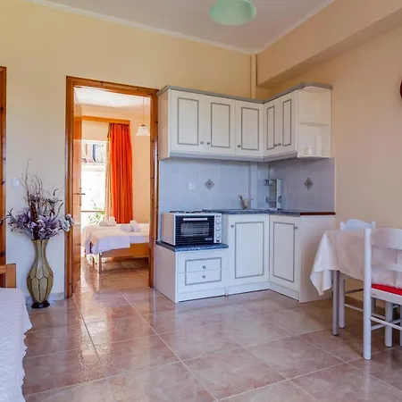 Christine Seaside Apartments In Chania Stalós Extérieur photo