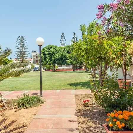 Christine Seaside Apartments In Chania Stalós Extérieur photo