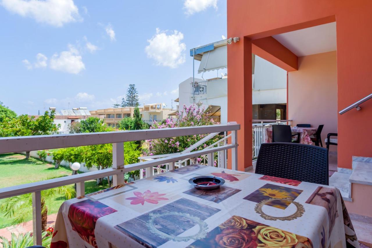 Christine Seaside In Chania Apartment Stalos