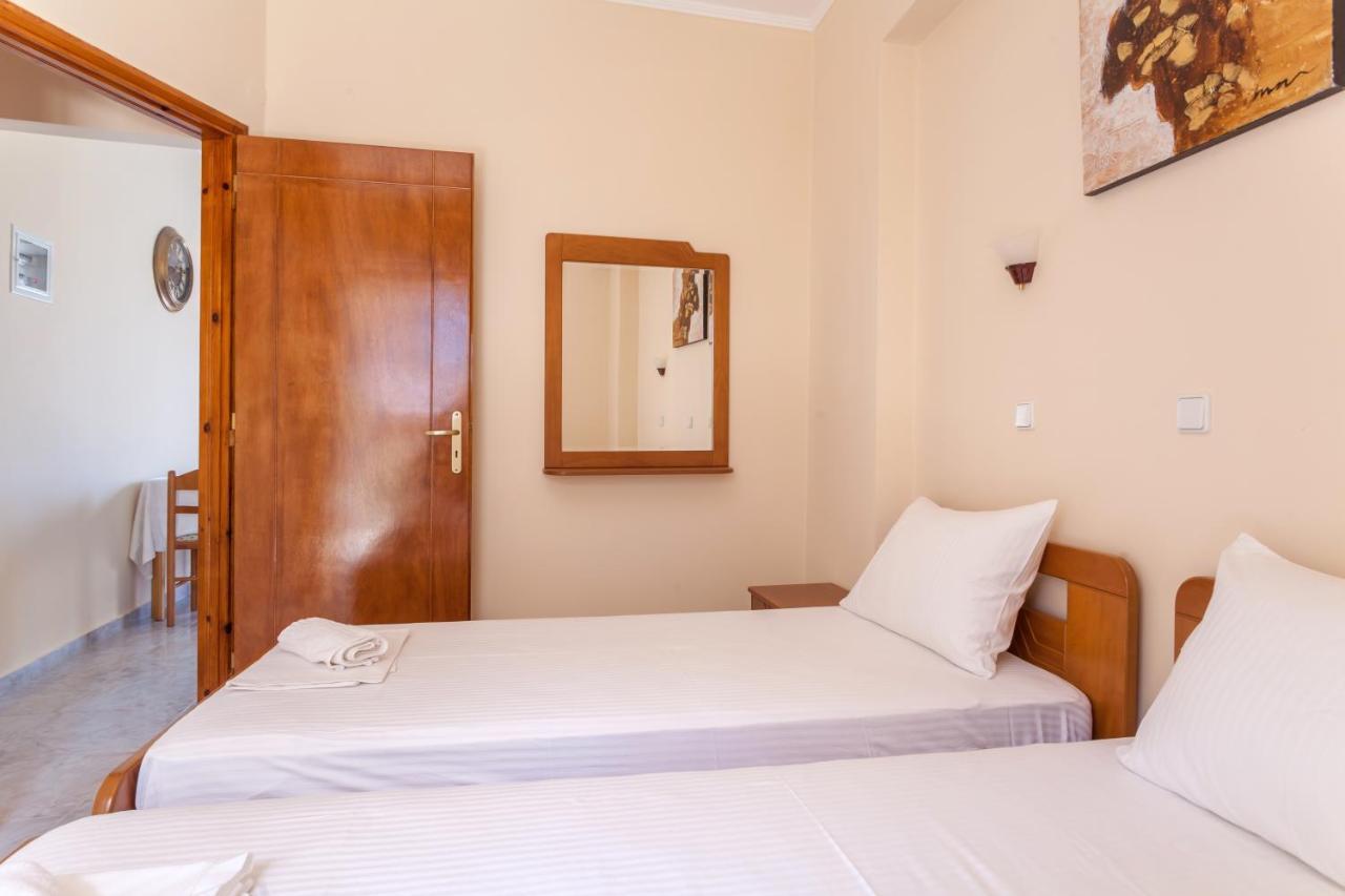 Christine Seaside In Chania Apartment