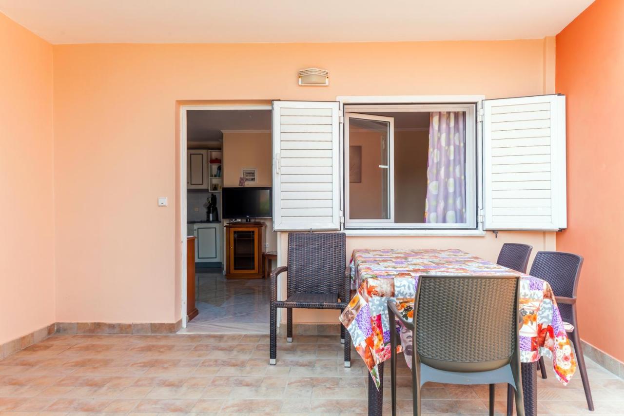 Christine Seaside In Chania Apartment *